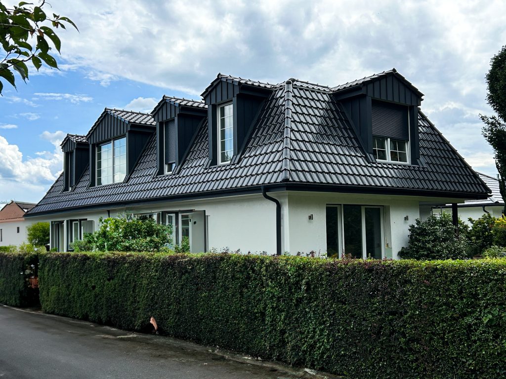 Dachausbau, Heusenstamm